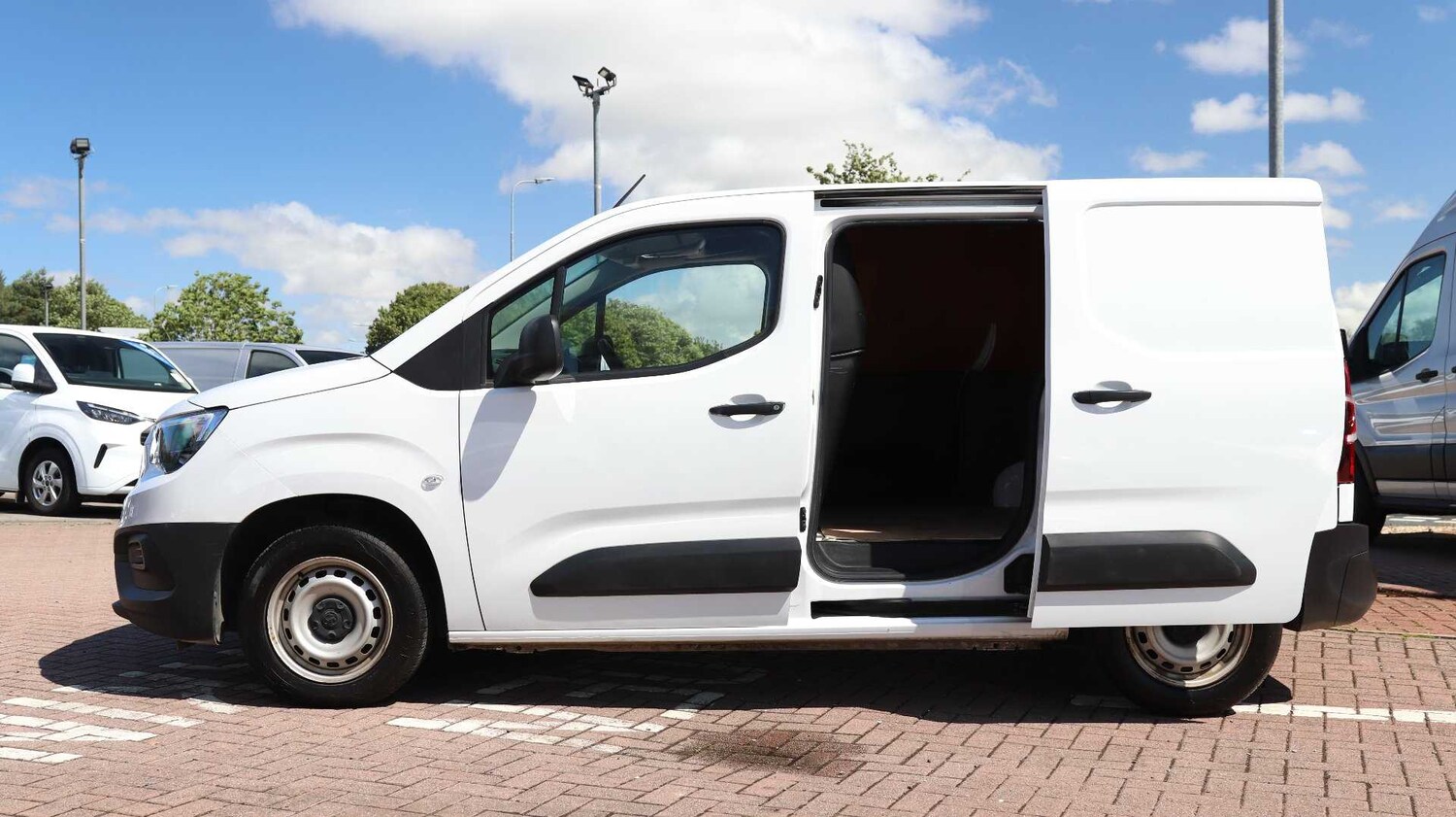 Used Vauxhall Combo for sale - 77661040: Photo 18