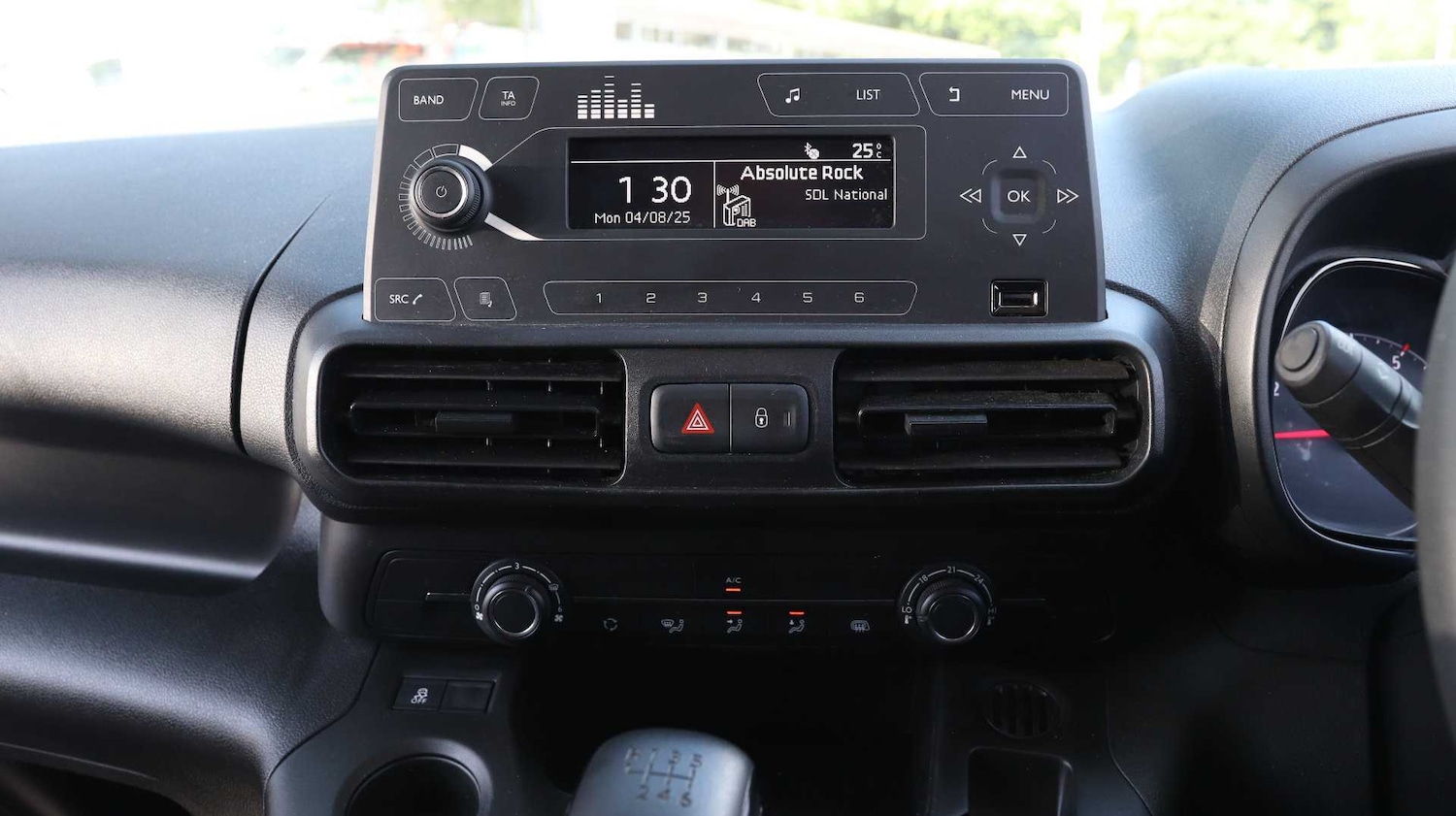 Used Vauxhall Combo for sale - 77661040: Photo 35