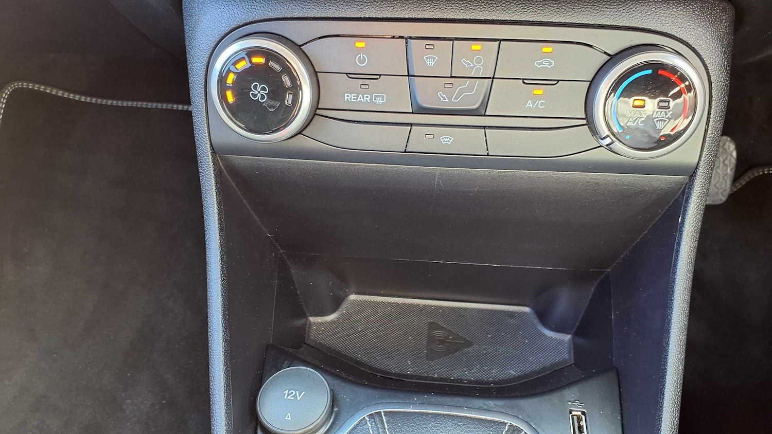 Vehicle 28