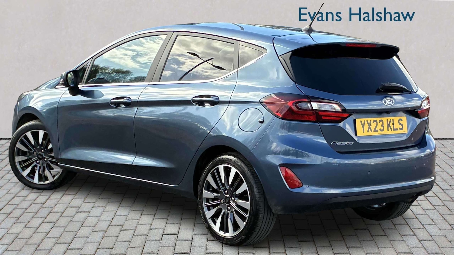 Used Ford Fiesta 2023 for sale - 78119102: Photo 2