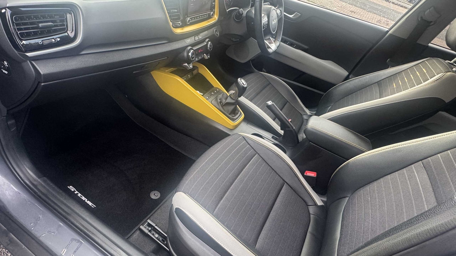 Used Kia Stonic 2023 for sale - 76262326: Photo 25