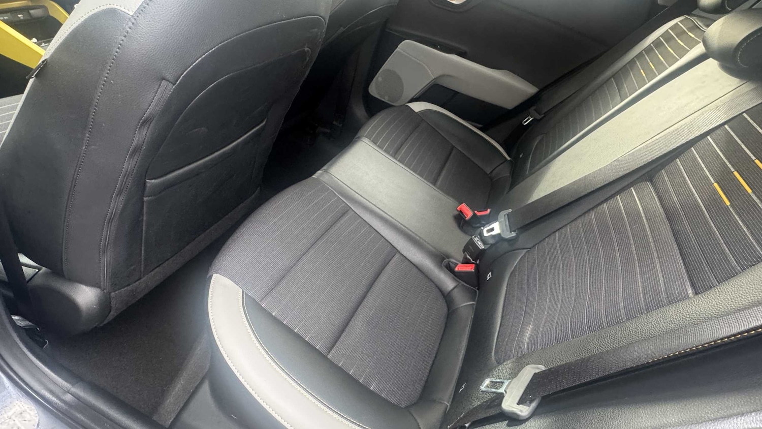 Used Kia Stonic 2023 for sale - 76262326: Photo 27