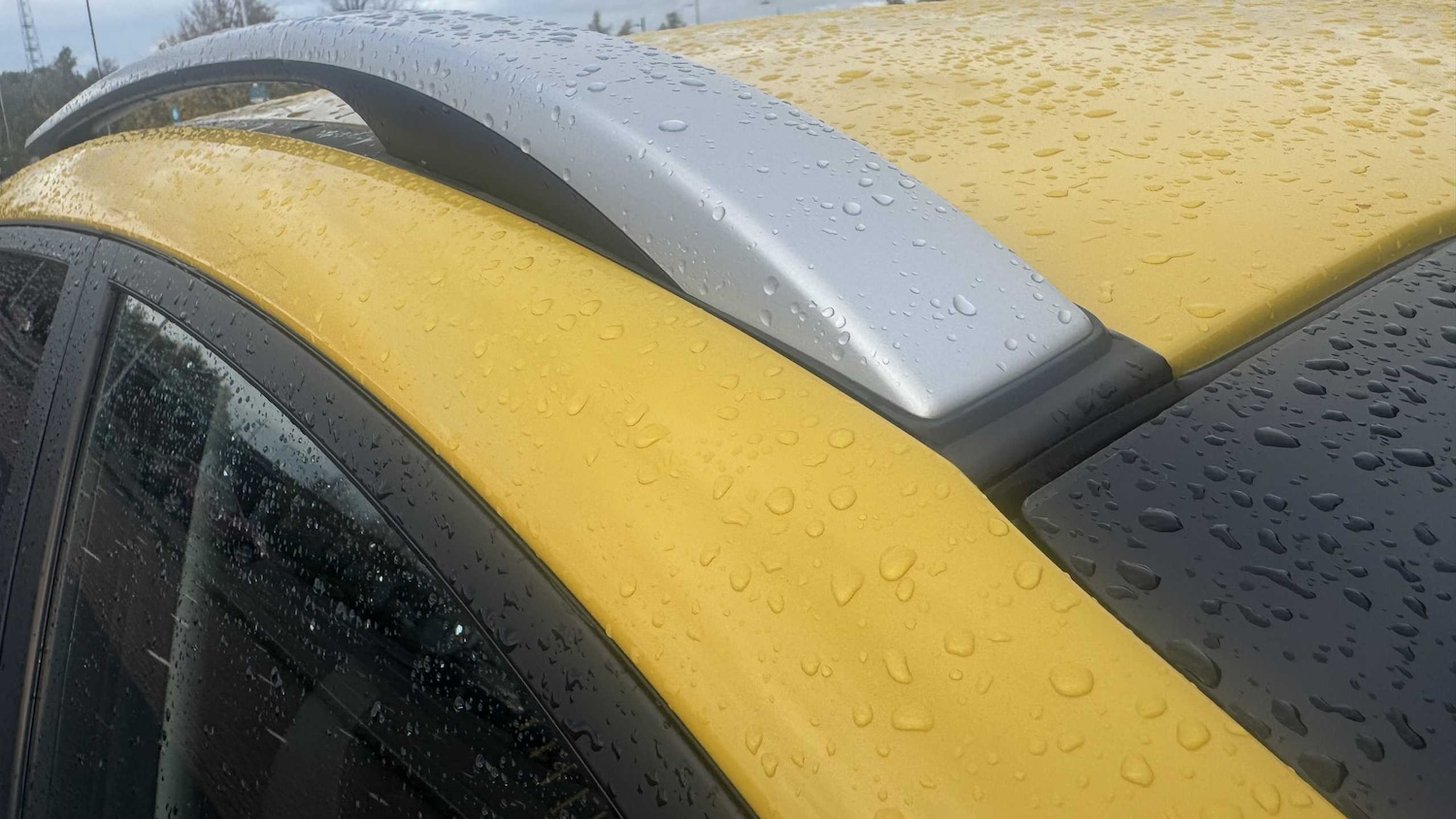 Used Kia Stonic 2023 for sale - 76262326: Photo 30