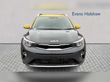 Used Kia Stonic 2023 for sale - 76262326: Photo 4