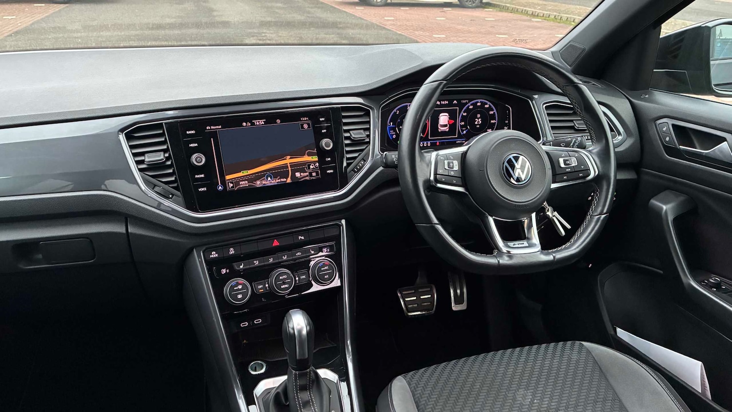 Used Volkswagen T-Roc 2021 for sale - 78129576: Photo 12