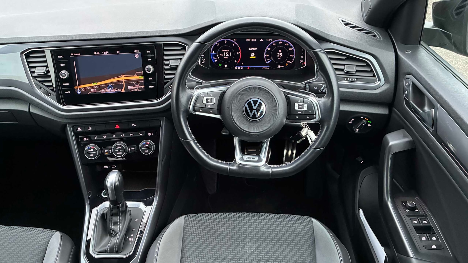 Used Volkswagen T-Roc 2021 for sale - 78129576: Photo 15