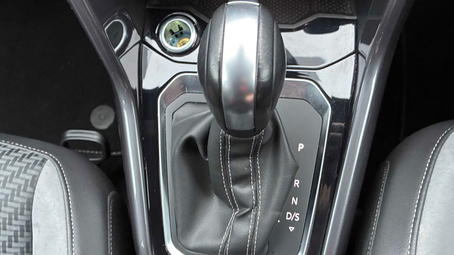 Used Volkswagen T-Roc 2021 for sale - 78129576: Photo 23