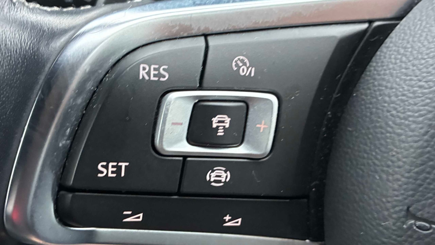 Used Volkswagen T-Roc 2021 for sale - 78129576: Photo 25