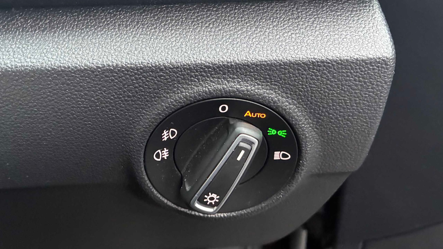 Used Volkswagen T-Roc 2021 for sale - 78129576: Photo 27