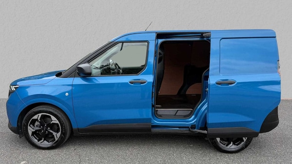 Used Ford Transit Courier 2025 for sale - 76272174: Photo 17