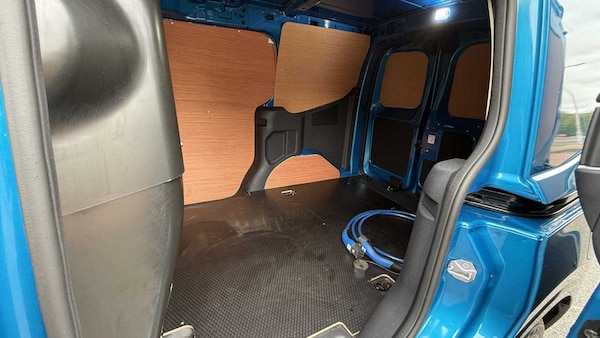 Used Ford Transit Courier 2025 for sale - 76272174: Photo 18