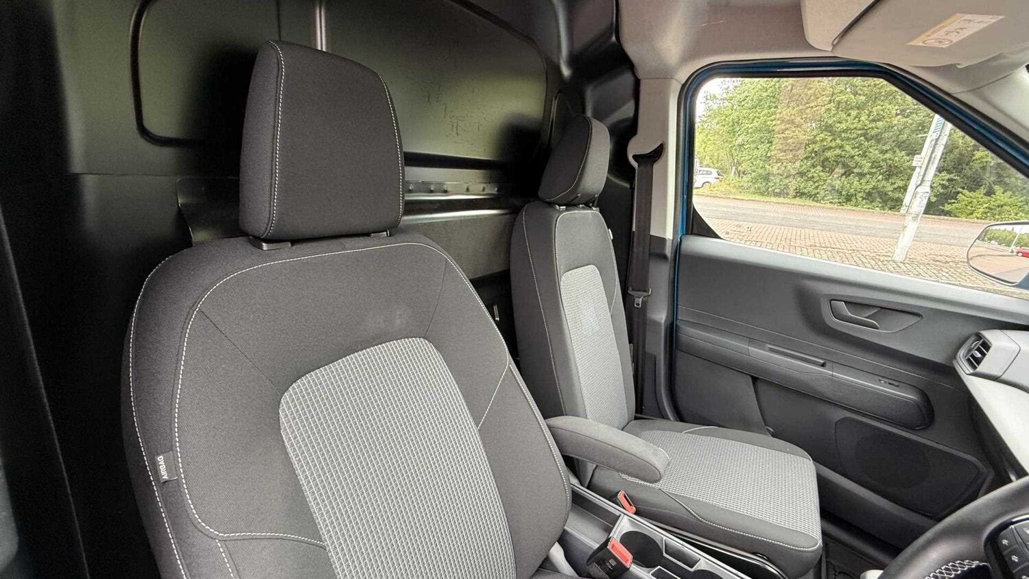 Used Ford E-Transit Courier 2025 for sale - 76272174: Photo 25