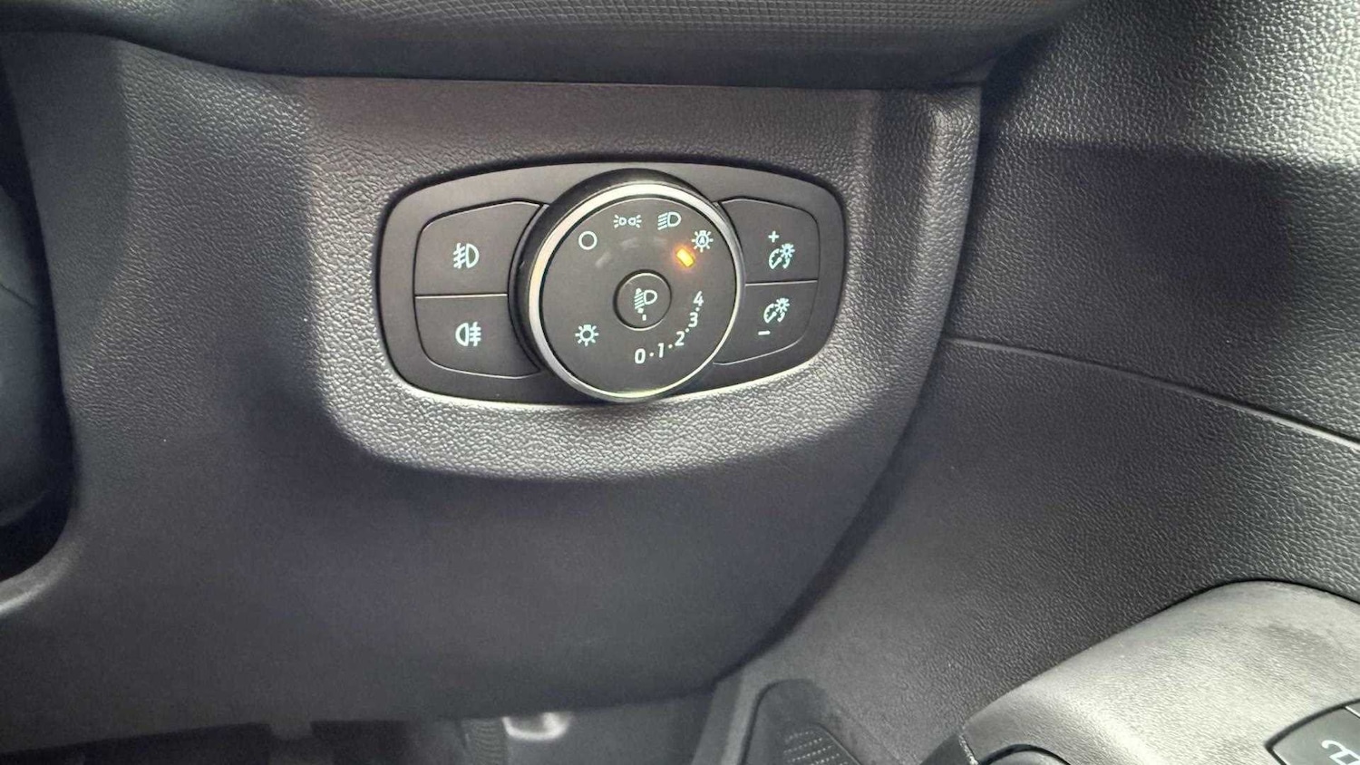 Used Ford E-Transit Courier 2025 for sale - 76272174: Photo 30