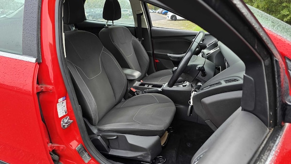Used Ford Focus 2016 for sale - 76230406: Photo 16