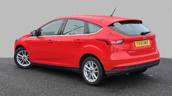 Used Ford Focus 2016 for sale - 76230406: Photo 2