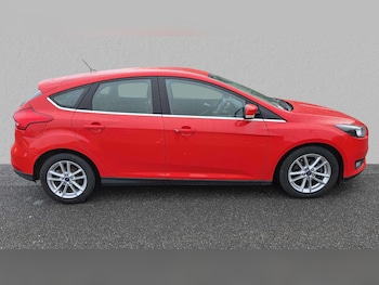 Used Ford Focus 2016 for sale - 76230406: Photo 3