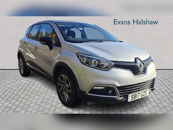Used Renault Captur 2017 for sale - 76540805: Photo