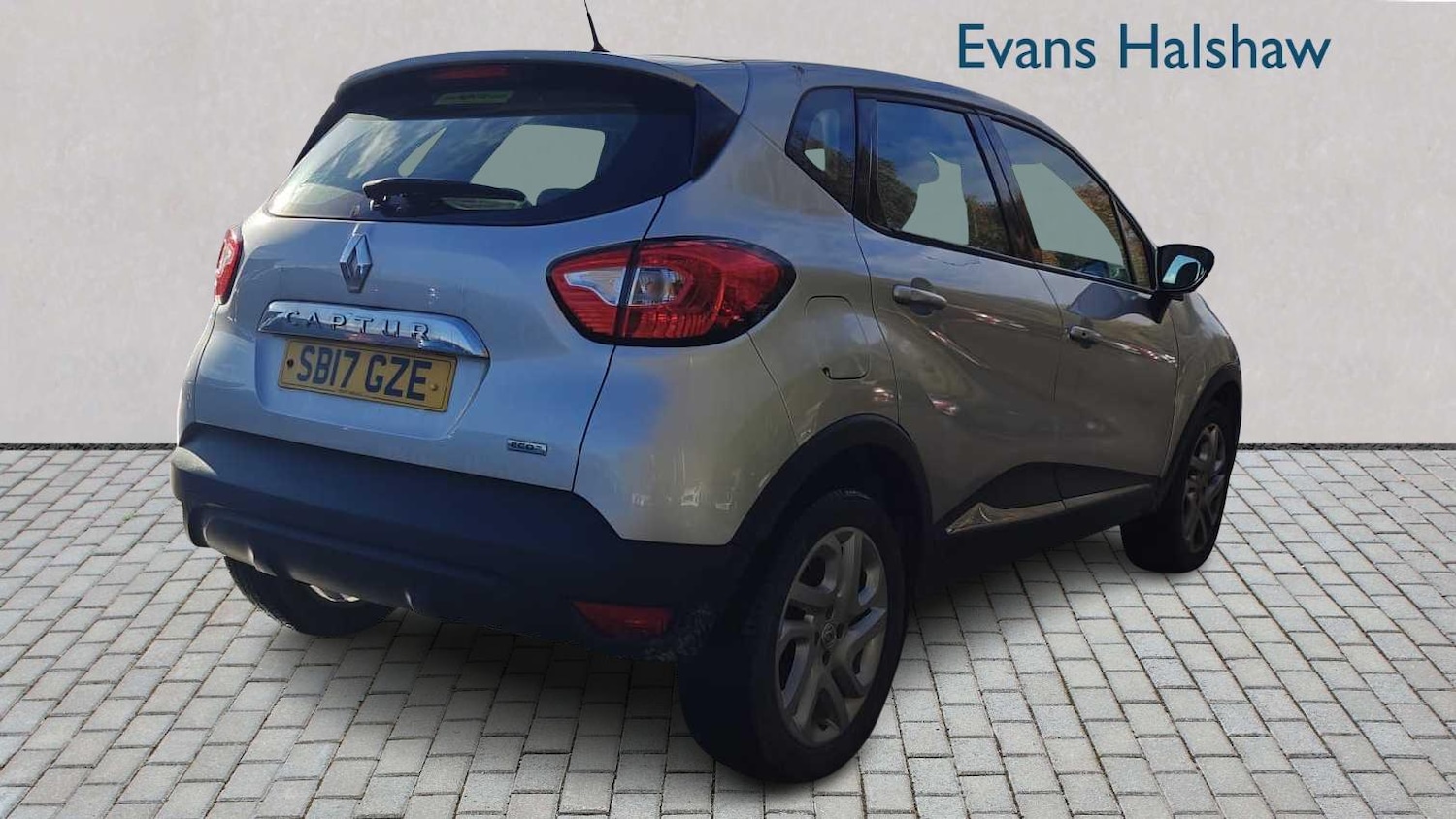 Used Renault Captur 2017 for sale - 76540805: Photo 6