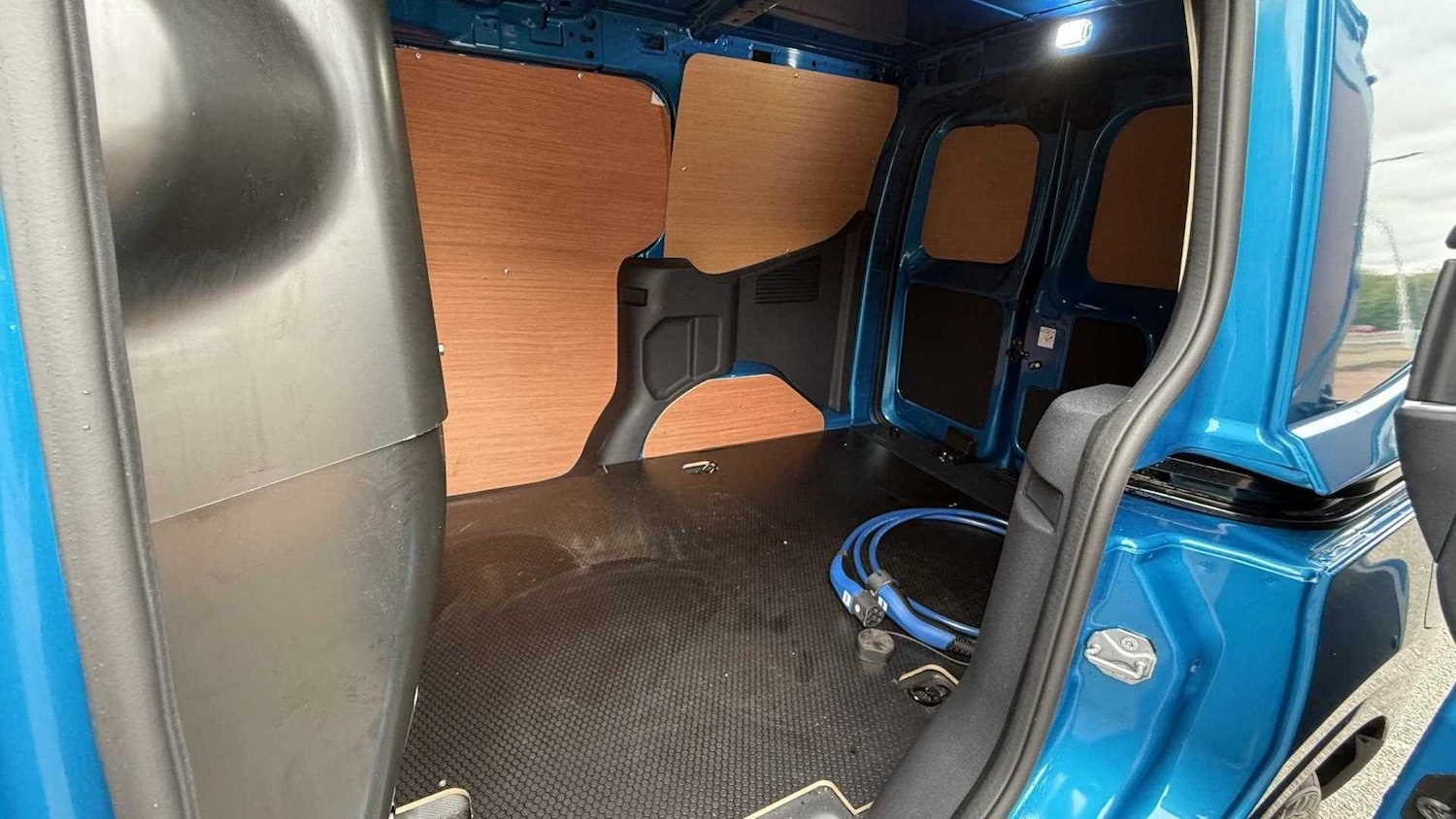 Used Ford Transit Courier 2025 for sale - 77390005: Photo 18