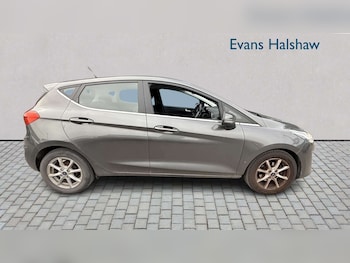 Used Ford Fiesta 2018 for sale - 78743844: Photo