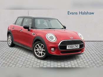 Used MINI Hatch 2018 for sale - 77674623: Photo