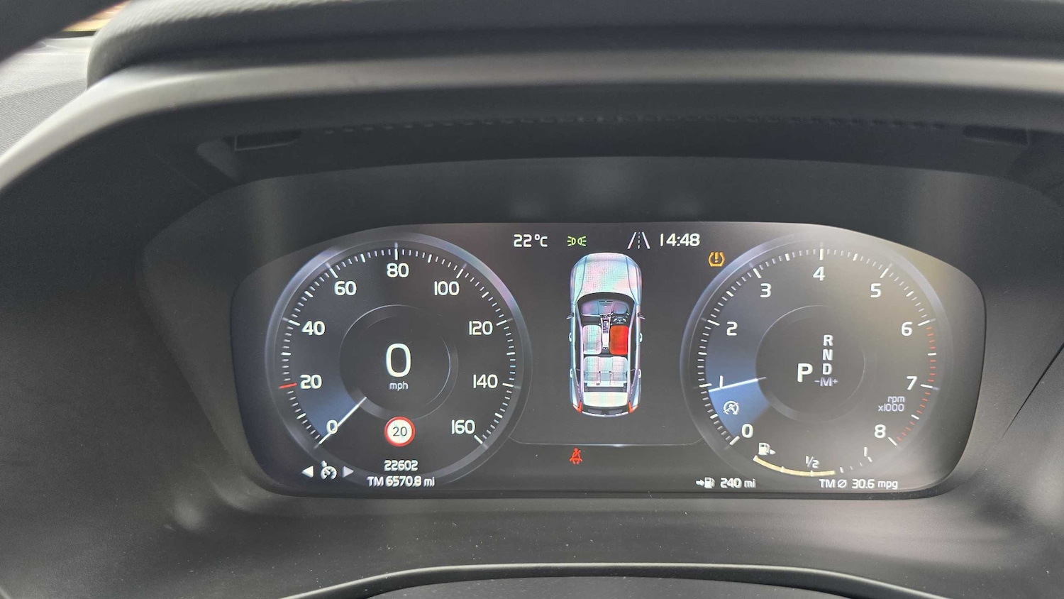 Used Volvo XC40 2022 for sale - 77032136: Photo 35