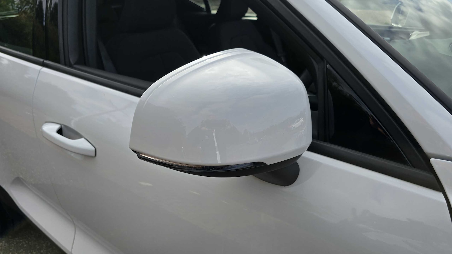 Used Volvo XC40 2022 for sale - 77032136: Photo 9