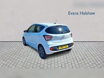 Used Hyundai i10 2019 for sale - 78465097: Photo