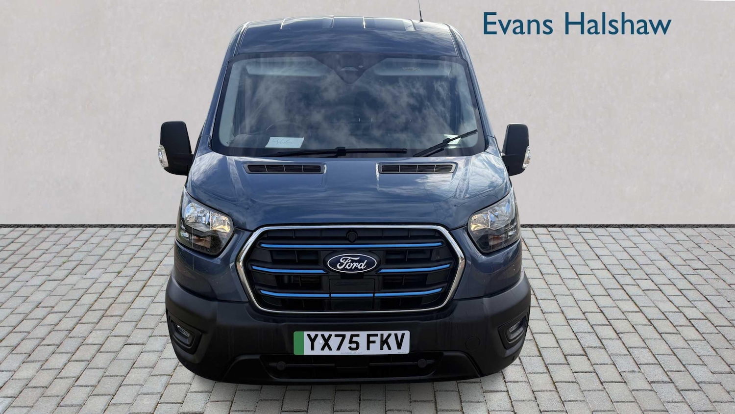 Used Ford E-Transit 2025 for sale - 77500300: Photo 2