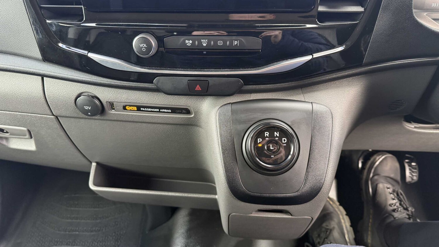 Used Ford E-Transit 2025 for sale - 77500300: Photo 28