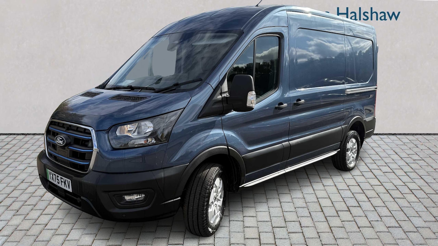 Used Ford E-Transit 2025 for sale - 77500300: Photo 3