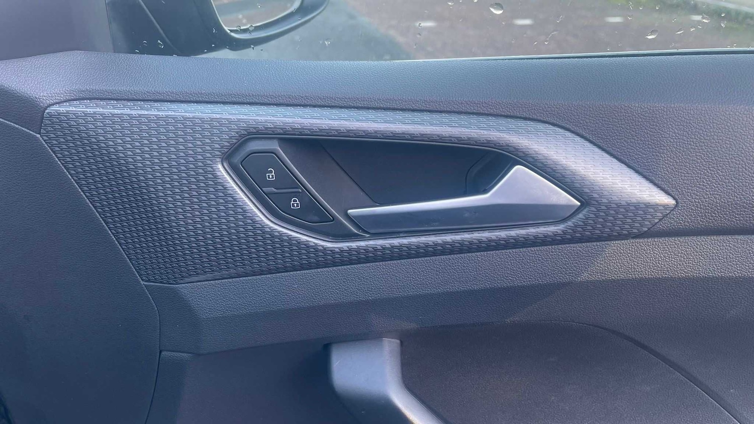 Used Volkswagen T-Cross 2024 for sale - 76732391: Photo 21