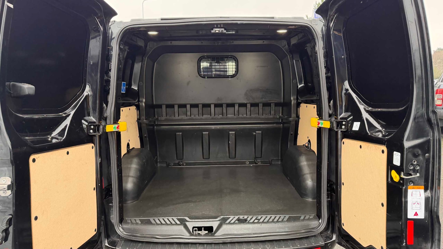 Used Ford Transit Custom 2022 for sale - 77414531: Photo 6