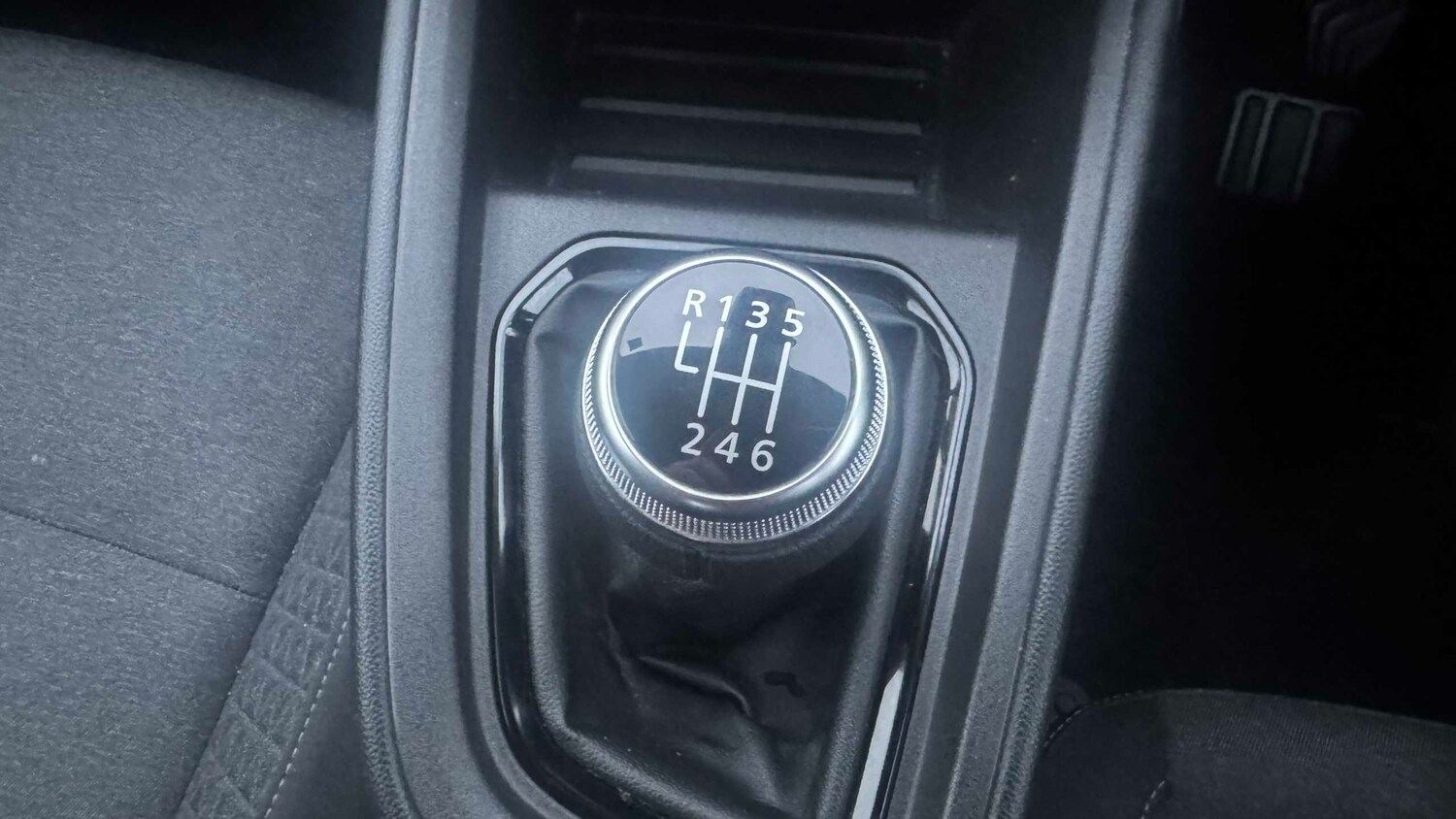 Used Renault Clio 2022 for sale - 76789172: Photo 29