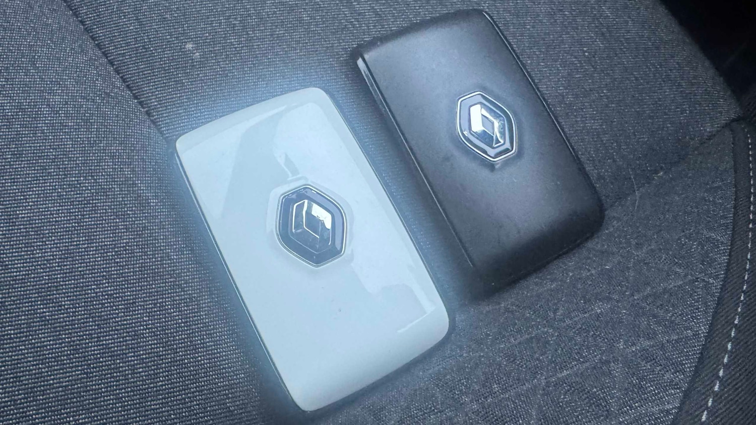 Used Renault Clio 2022 for sale - 76789172: Photo 31