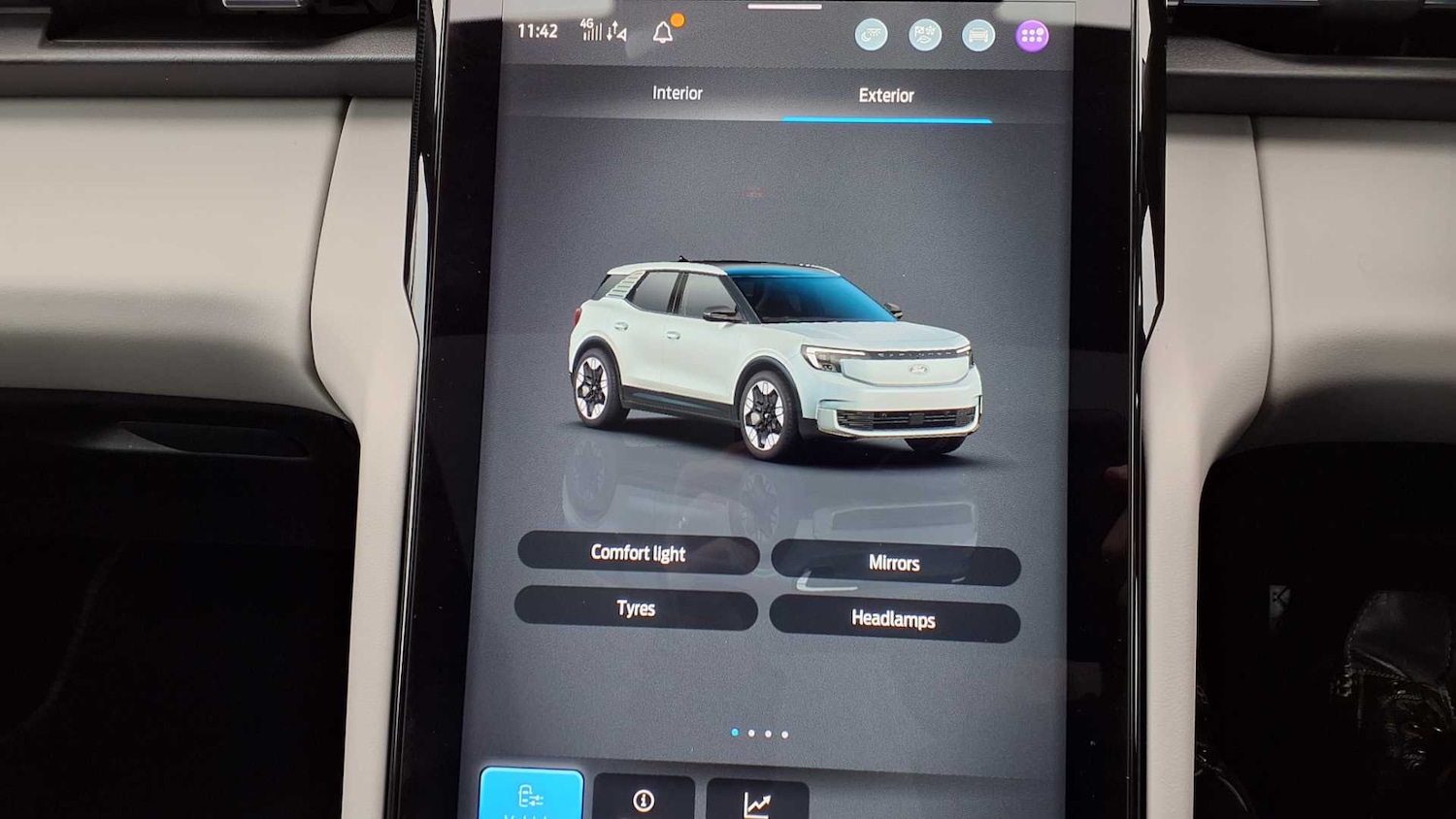 Used Ford Explorer 2024 for sale - 77772101: Photo 33