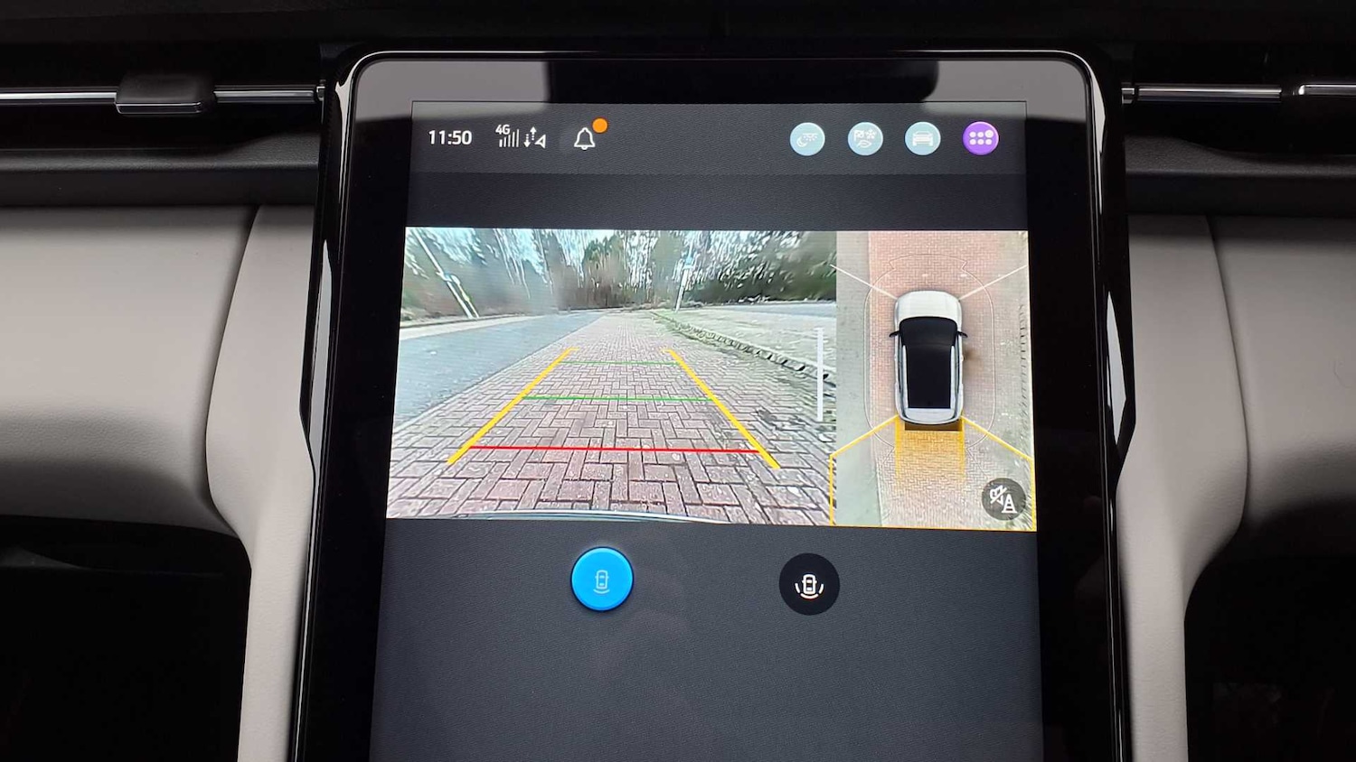 Used Ford Explorer 2024 for sale - 77772101: Photo 35