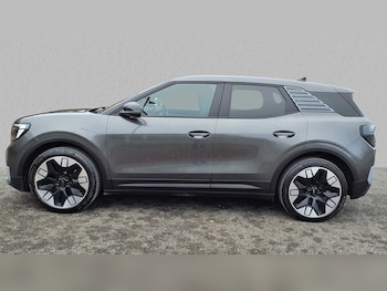 Used Ford Explorer 2024 for sale - 77772101: Photo