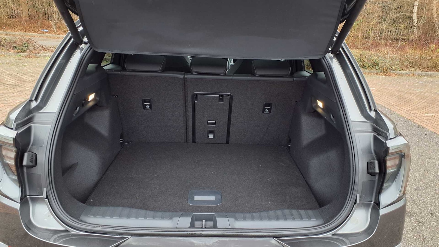 Used Ford Explorer 2024 for sale - 77772101: Photo 7