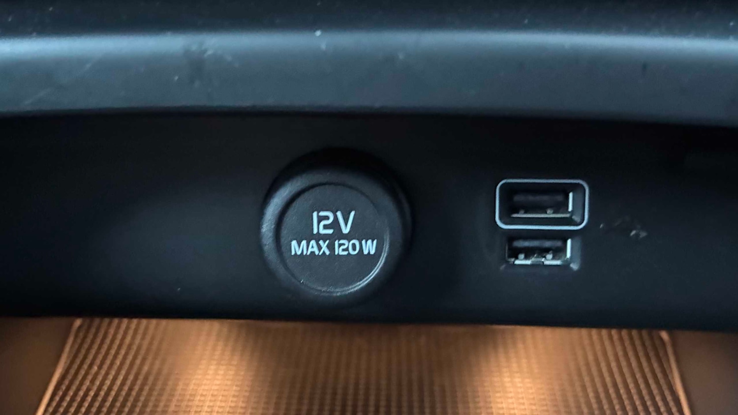 Used Volvo XC40 2020 for sale - 76789263: Photo 23