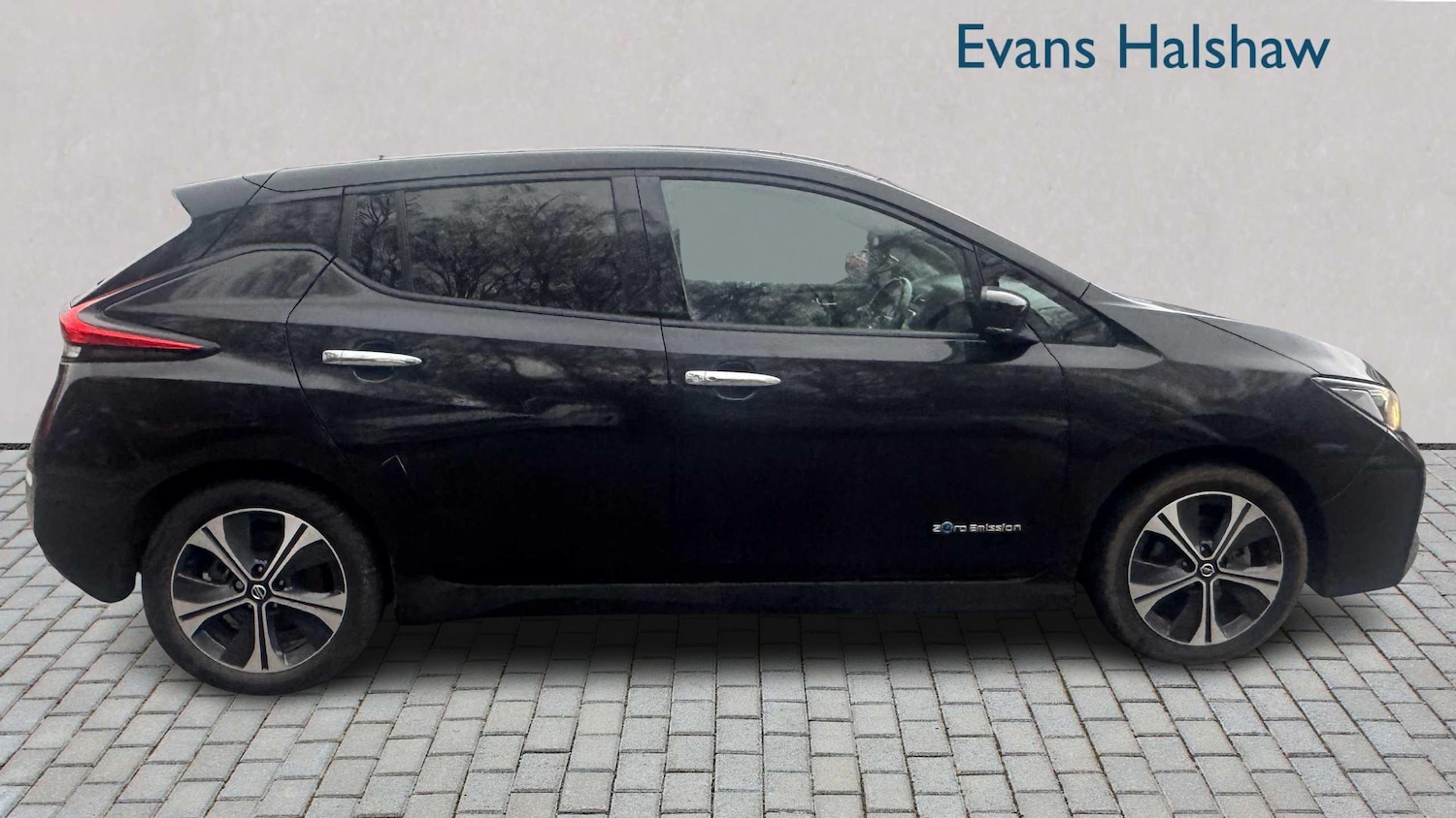 Used Nissan Leaf 2020 for sale - 77429150: Photo 4