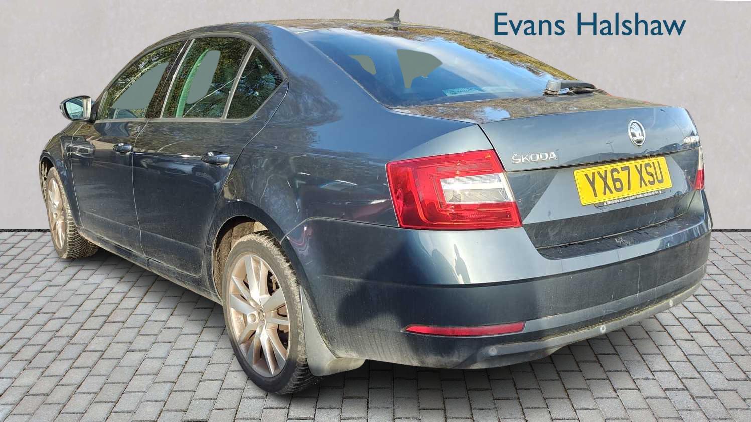 Used Skoda Octavia 2017 for sale - 76610584: Photo 2