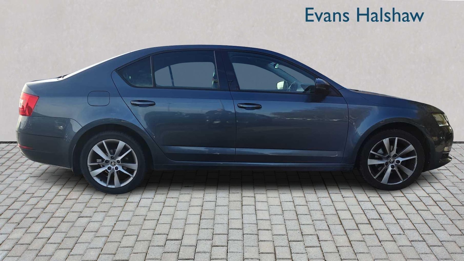 Used Skoda Octavia 2017 for sale - 76610584: Photo 4