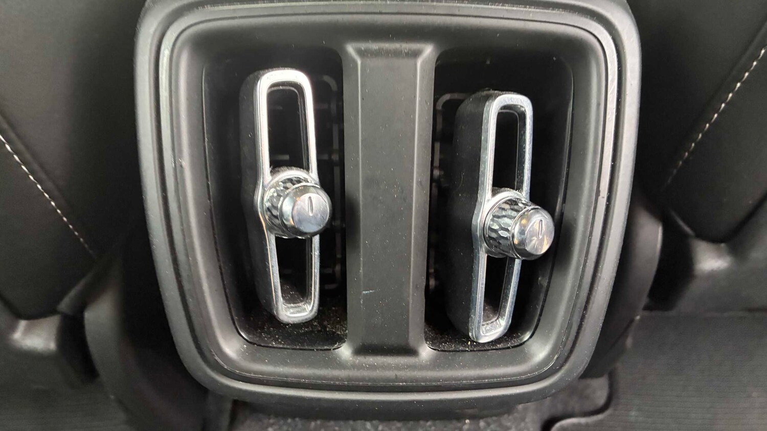 Used Volvo XC40 2020 for sale - 76636697: Photo 11