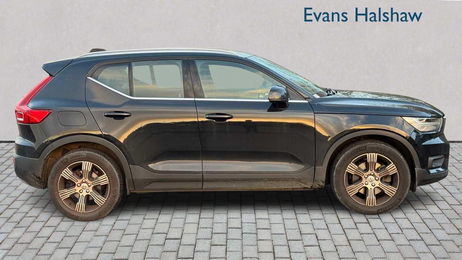 Used Volvo XC40 2020 for sale - 76636697: Photo 3