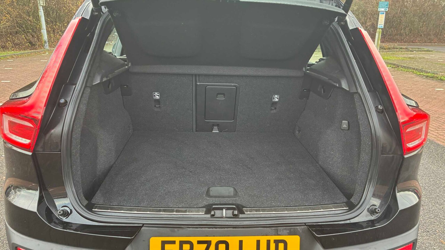 Used Volvo XC40 2020 for sale - 76636697: Photo 7