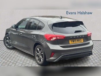 Used Ford Focus 2019 for sale - 76540816: Photo