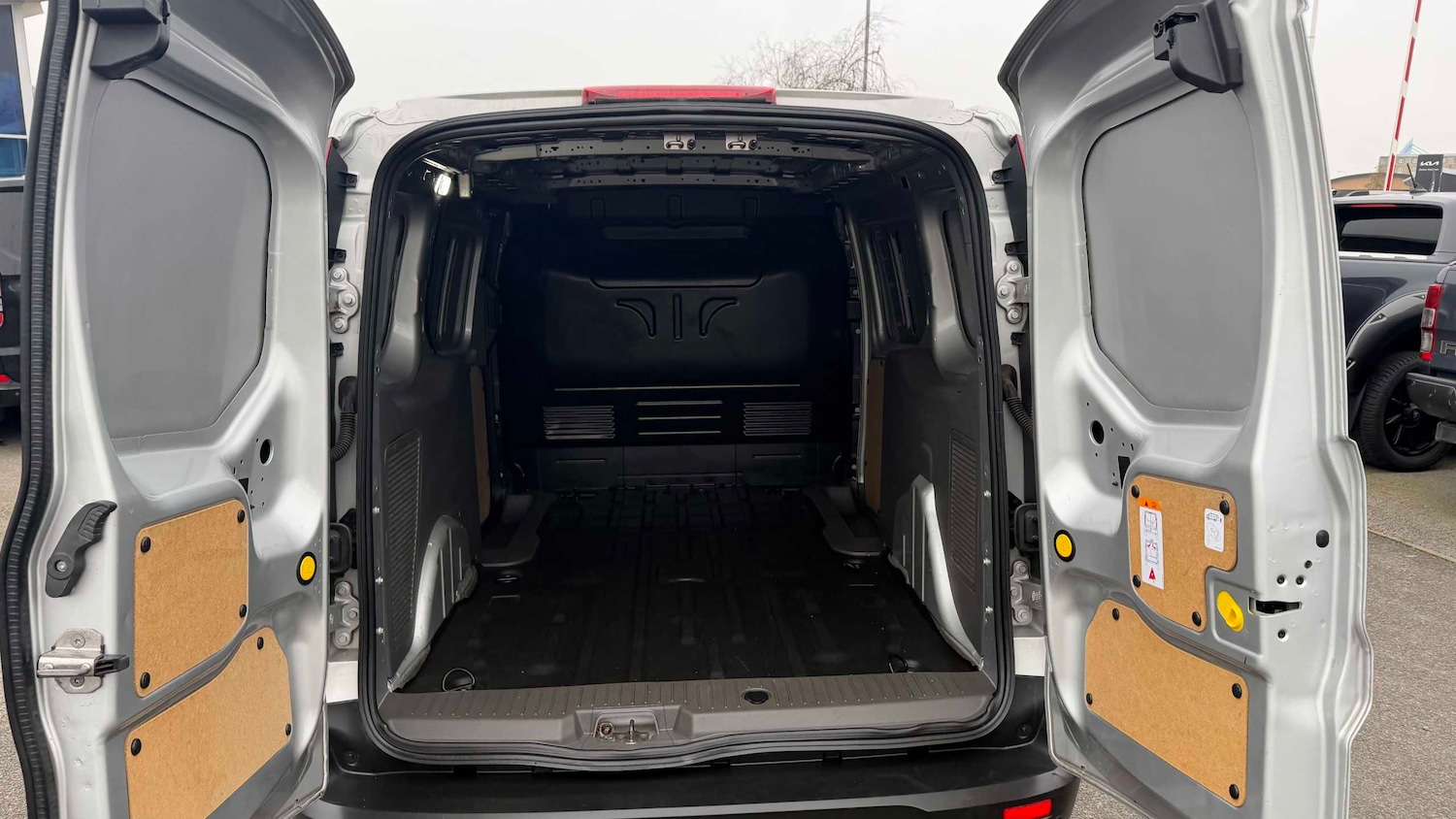 Used Ford Transit Connect 2023 for sale - 77615558: Photo 8