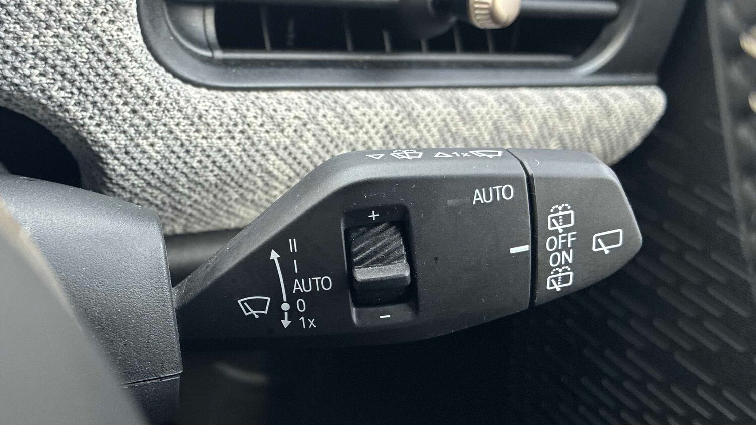 Used MINI Cooper 2024 for sale - 76718074: Photo 33