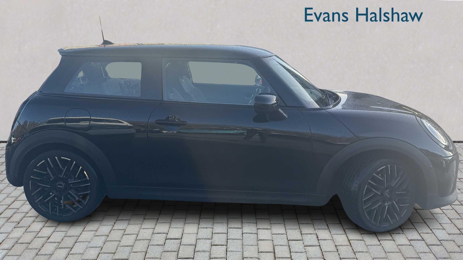 Used MINI Cooper 2024 for sale - 76718074: Photo 4